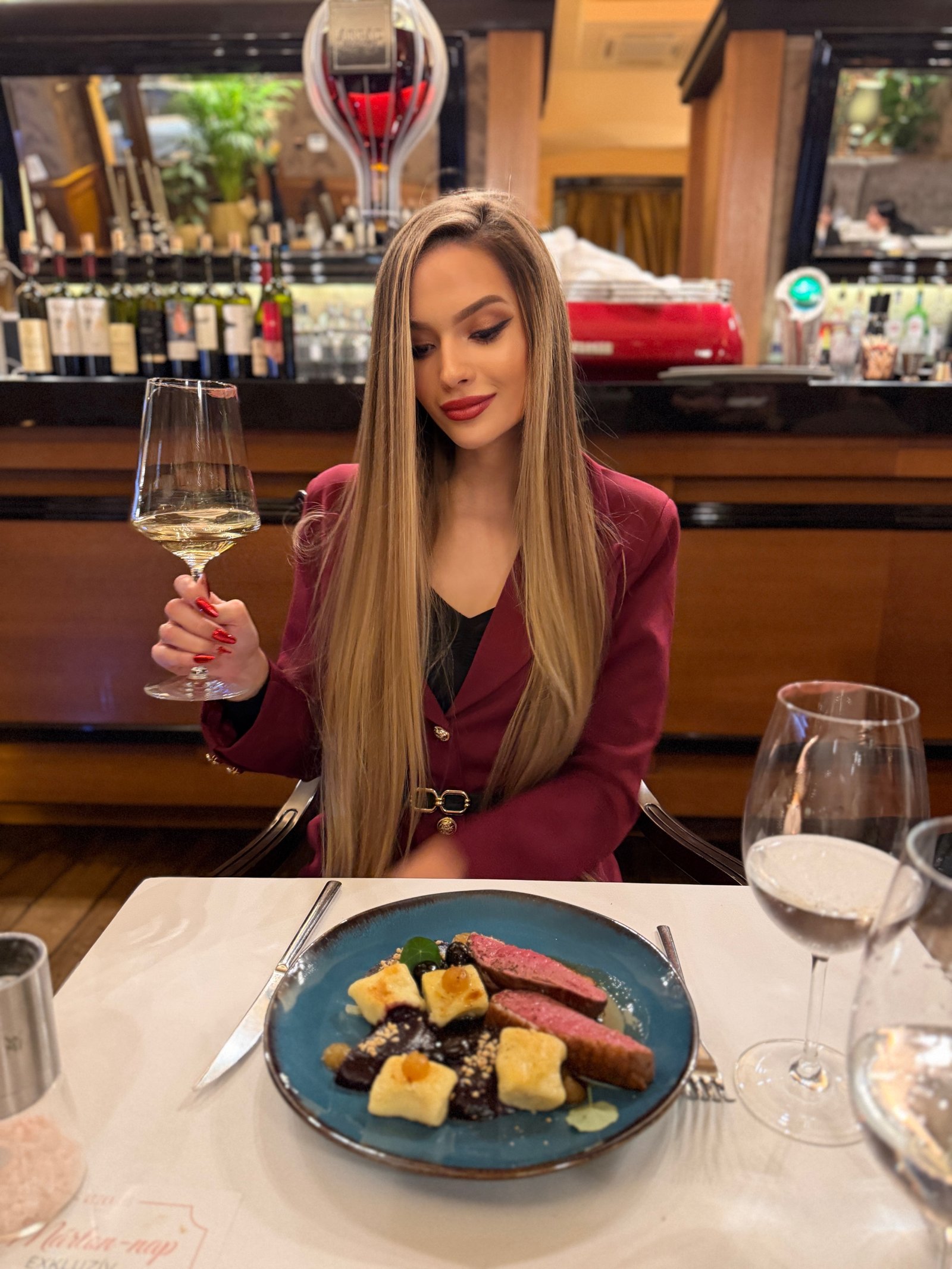 Eszter Nóra Sztevanovity-Boruzs portfolio