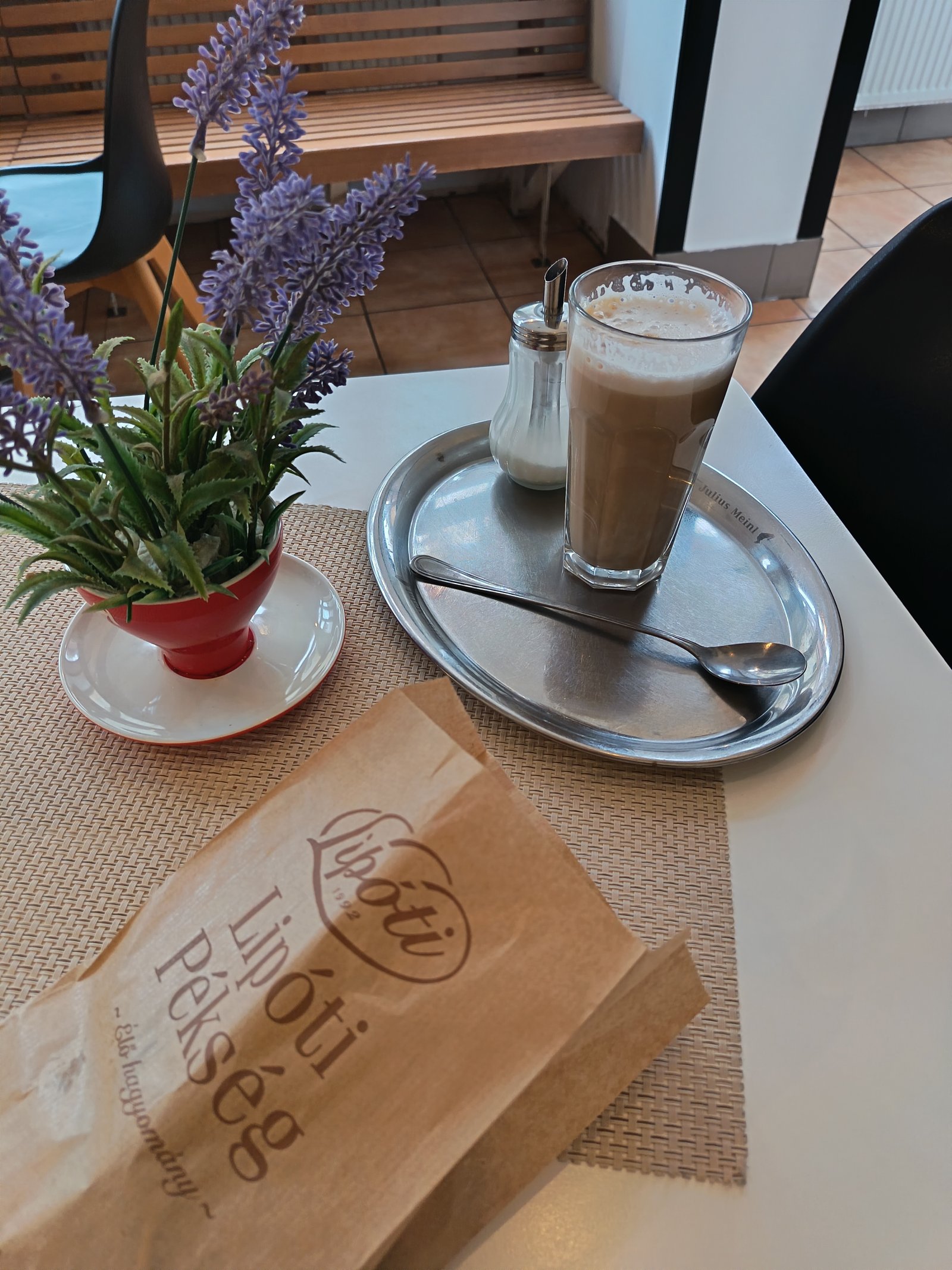 Bècsi Dzsenifer portfolio