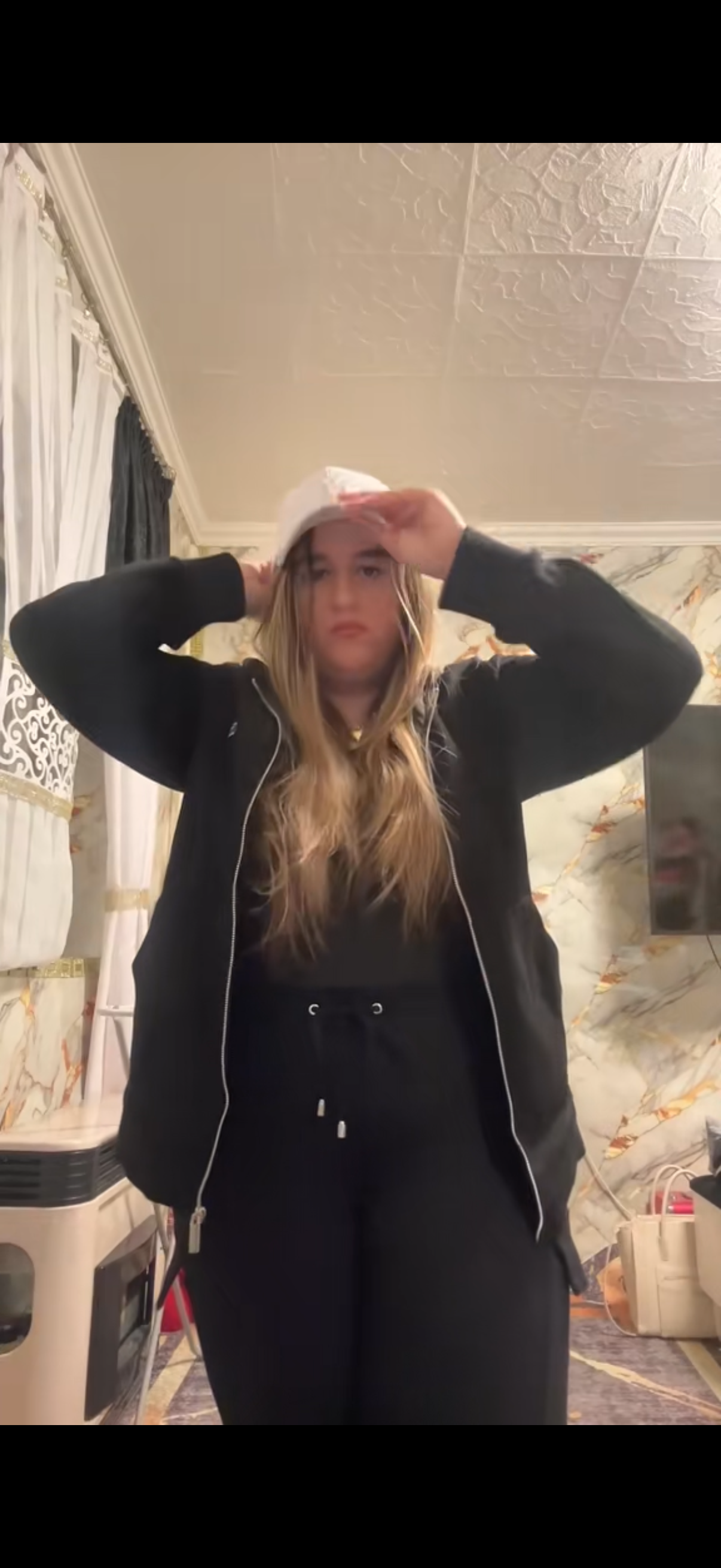 Suki Klaudia portfolio